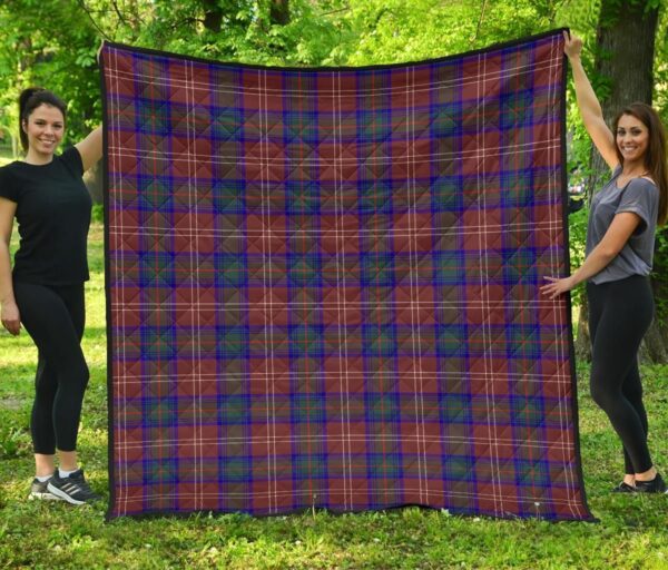 Tartanclans Premium Quilt, Chisholm Hunting Modern Tartan Quilt