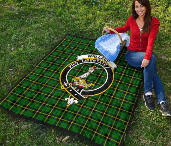 Tartanclans Premium Quilt, Wallace Hunting, Green Tartan Quilt - Image 2