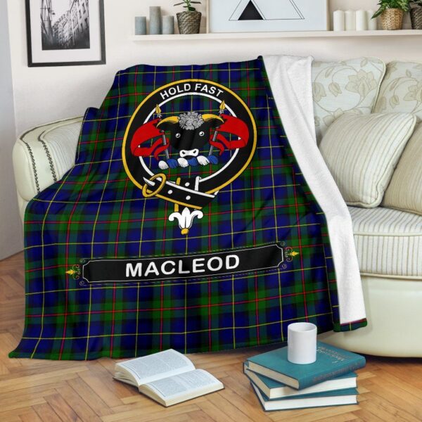 MacLeod Crest Tartan Blanket, 3 Sizes - Image 2