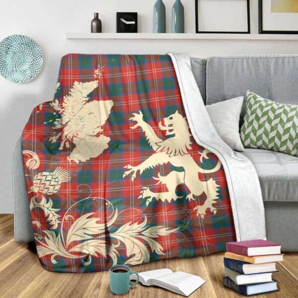 Chisholm Ancient Clan Blanket, Scottish Tartan Chisholm Ancient Clans Blanket Thistle Map Style - Image 3