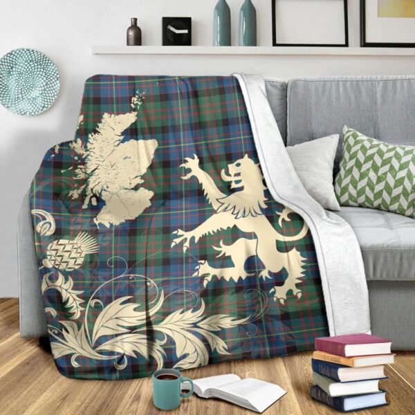 Cameron of Erracht Ancient Clan Blanket, Scottish Tartan Cameron of Erracht Ancient Clans Blanket Thistle Map Style - Image 3