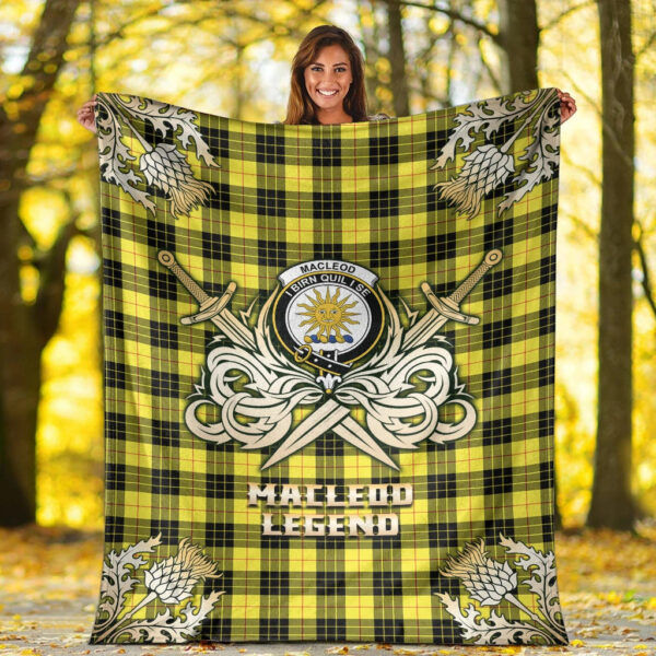 MacLeod of Lewis Modern Clan Blanket, Scottish Tartan MacLeod of Lewis Modern Clans Premium Blanket Gold Crest Style - Image 2