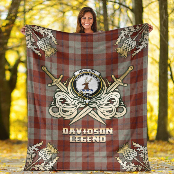 Davidson Dress Dancers Clan Blanket, Scottish Tartan Davidson Dress Dancers Clans Premium Blanket Gold Crest Style - Image 2