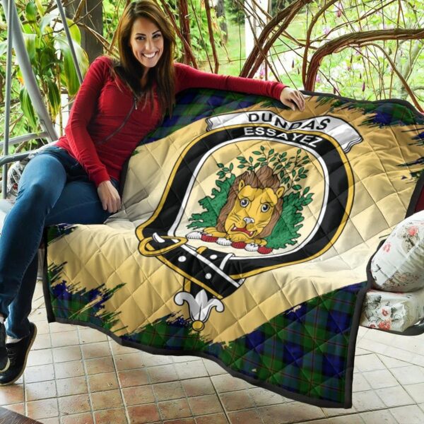 Dundas Modern Clan Quilt, Scottish Tartan Dundas Modern Clans Premium Quilt Scotland Gold Royal Style - Image 5