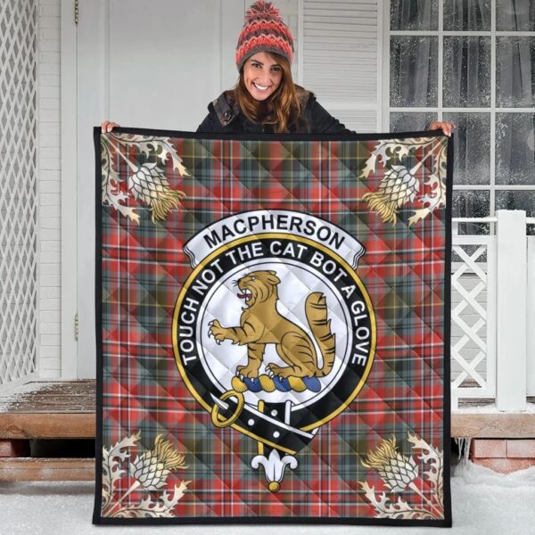 MacPherson Weathered Clan Quilt, Scottish Tartan MacPherson Weathered Clans Premium Quilt Thistle Gold Style