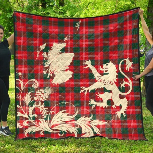 Chisholm Modern Clan Quilt, Scottish Tartan Chisholm Modern Clans Premium Quilt Lion Thistle Map Style