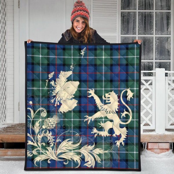 Davidson of Tulloch Clan Quilt, Scottish Tartan Davidson of Tulloch Clans Premium Quilt Lion Thistle Map Style - Image 3