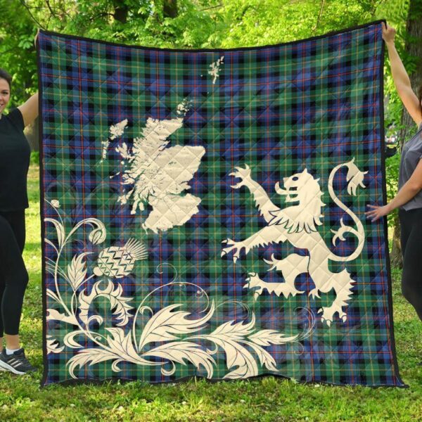 Farquharson Ancient Clan Quilt, Scottish Tartan Farquharson Ancient Clans Premium Quilt Lion Thistle Map Style