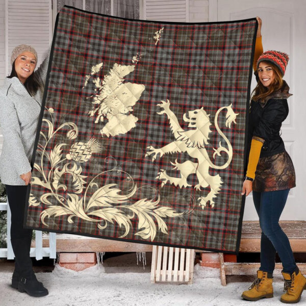 Nicolson Hunting Weathered Clan Quilt, Scottish Tartan Nicolson Hunting Weathered Clans Premium Quilt Lion Thistle Map Style - Image 2