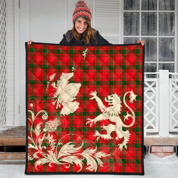 MacQuarrie Modern Clan Quilt, Scottish Tartan MacQuarrie Modern Clans Premium Quilt Lion Thistle Map Style - Image 3