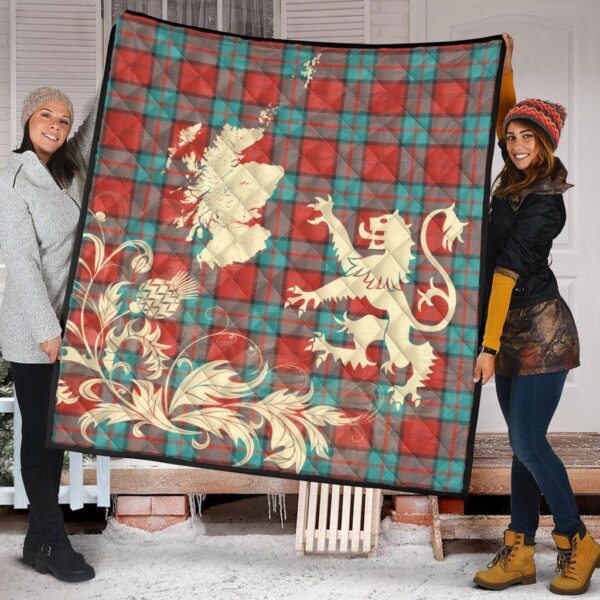 Dunbar Ancient Clan Quilt, Scottish Tartan Dunbar Ancient Clans Premium Quilt Lion Thistle Map Style - Image 2