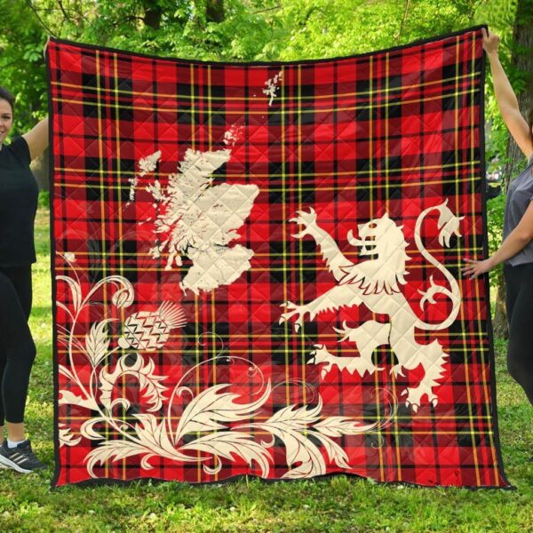 Brodie Modern Clan Quilt, Scottish Tartan Brodie Modern Clans Premium Quilt Lion Thistle Map Style