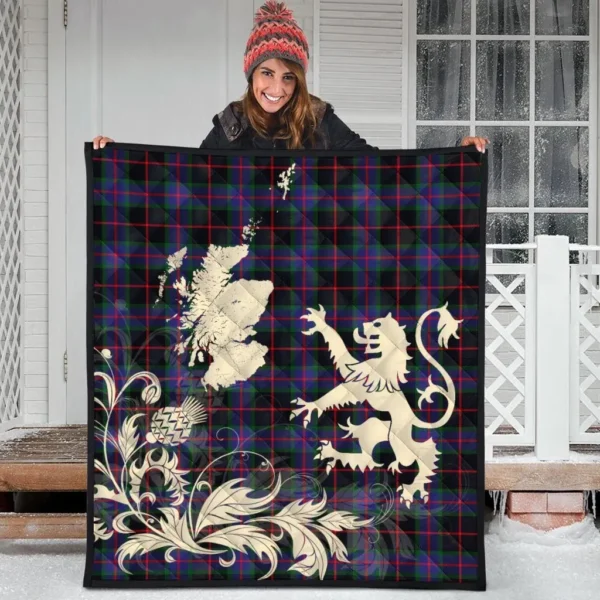 Nairn Clan Quilt, Scottish Tartan Nairn Clans Premium Quilt Lion Thistle Map Style - Image 3