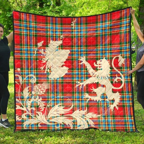 Chattan Clan Quilt, Scottish Tartan Chattan Clans Premium Quilt Lion Thistle Map Style