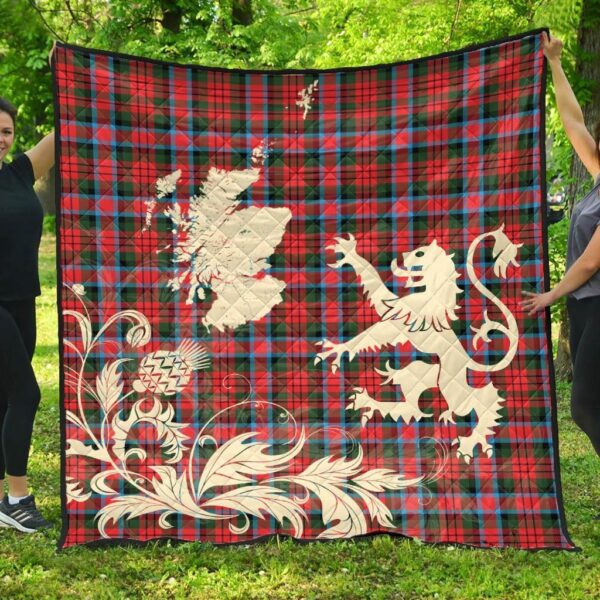 MacDuff Modern Clan Quilt, Scottish Tartan MacDuff Modern Clans Premium Quilt Lion Thistle Map Style