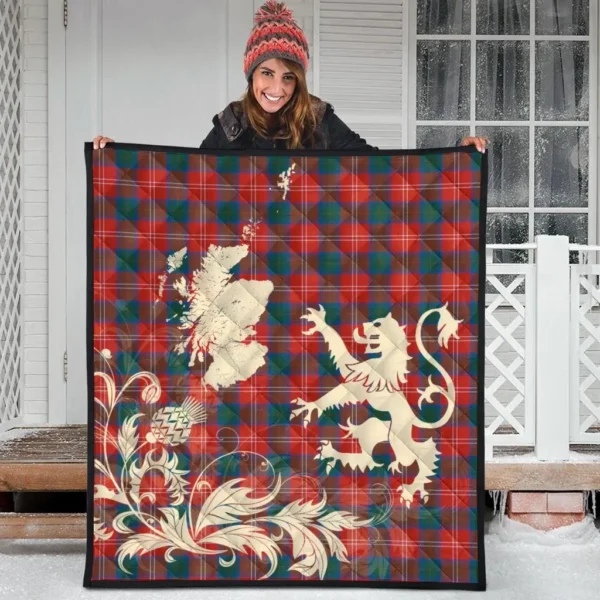 Chisholm Ancient Clan Quilt, Scottish Tartan Chisholm Ancient Clans Premium Quilt Lion Thistle Map Style - Image 3