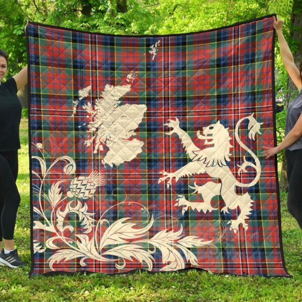 MacPherson Ancient Clan Quilt, Scottish Tartan MacPherson Ancient Clans Premium Quilt Lion Thistle Map Style