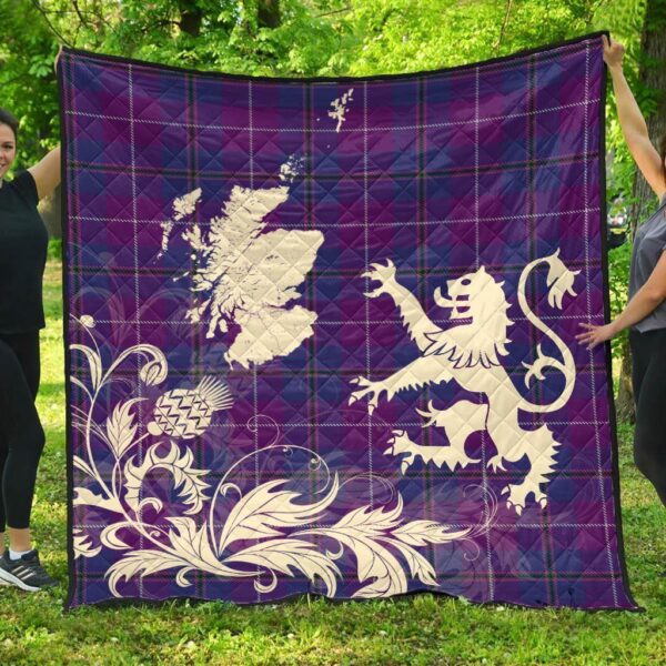 Pride of Glencoe Clan Quilt, Scottish Tartan Pride of Glencoe Clans Premium Quilt Lion Thistle Map Style