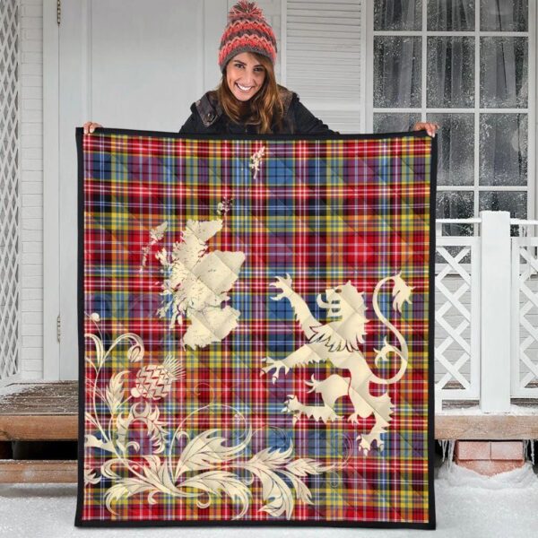 Ogilvie of Airlie Ancient Clan Quilt, Scottish Tartan Ogilvie of Airlie Ancient Clans Premium Quilt Lion Thistle Map Style - Image 3