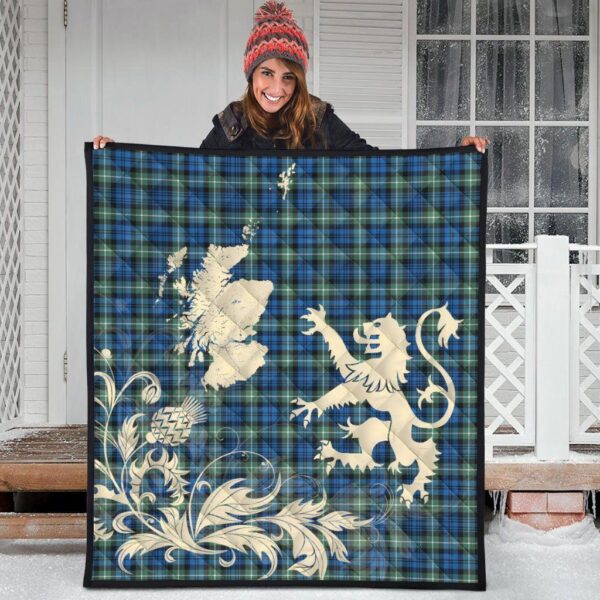 Lamont Ancient Clan Quilt, Scottish Tartan Lamont Ancient Clans Premium Quilt Lion Thistle Map Style - Image 3