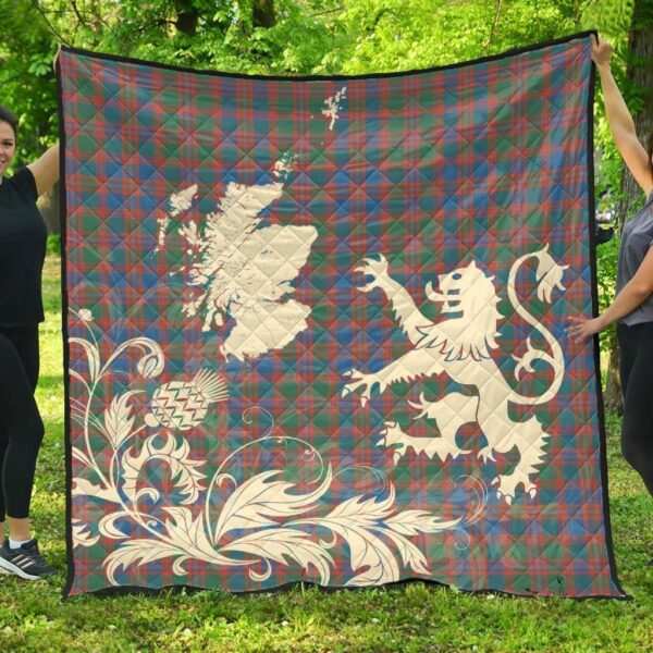 MacIntyre Ancient Clan Quilt, Scottish Tartan MacIntyre Ancient Clans Premium Quilt Lion Thistle Map Style