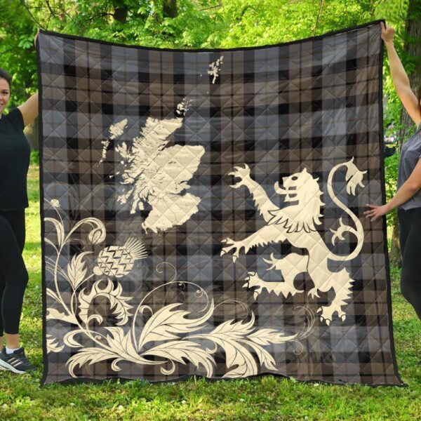 MacKay Weathered Clan Quilt, Scottish Tartan MacKay Weathered Clans Premium Quilt Lion Thistle Map Style