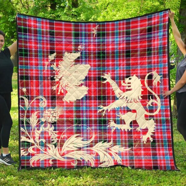 Aberdeen District Clan Quilt, Scottish Tartan Aberdeen District Clans Premium Quilt Lion Thistle Map Style