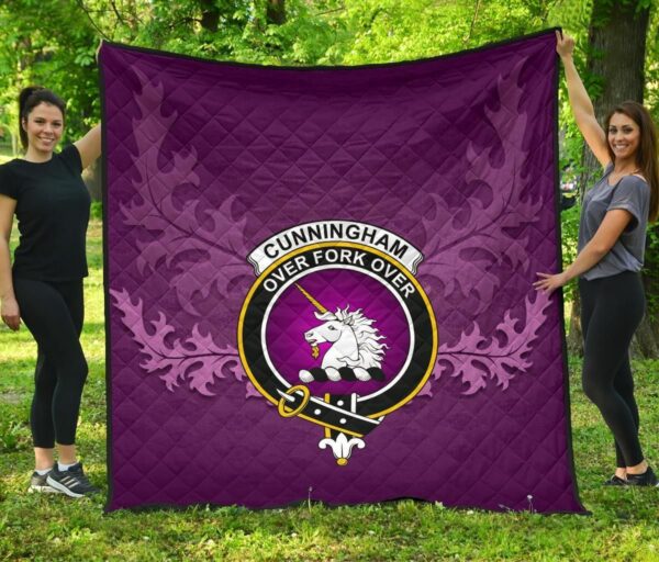 Cunningham Burgundy Dancers Clan Quilt, Scottish Tartan Cunningham Burgundy Dancers Clans Quilt Violet Style