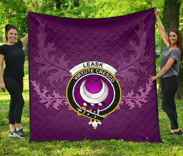 Leask Clan Quilt, Scottish Tartan Leask Clans Quilt Violet Style