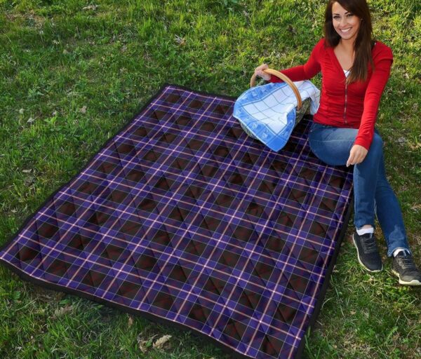 Tartanclans Premium Quilt, Dunlop Modern Tartan Quilt - Image 2