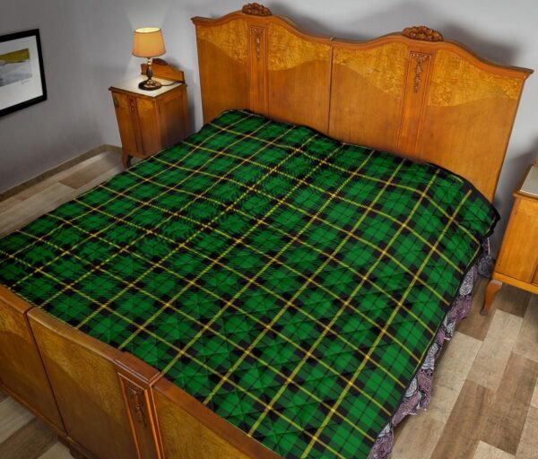 Tartanclans Premium Quilt, Wallace Hunting, Green Tartan Quilt - Image 10