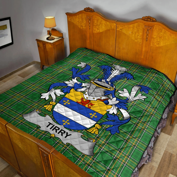 Tirry Irish Family Crest Premium Quilt - Irish National Tartan - Image 2