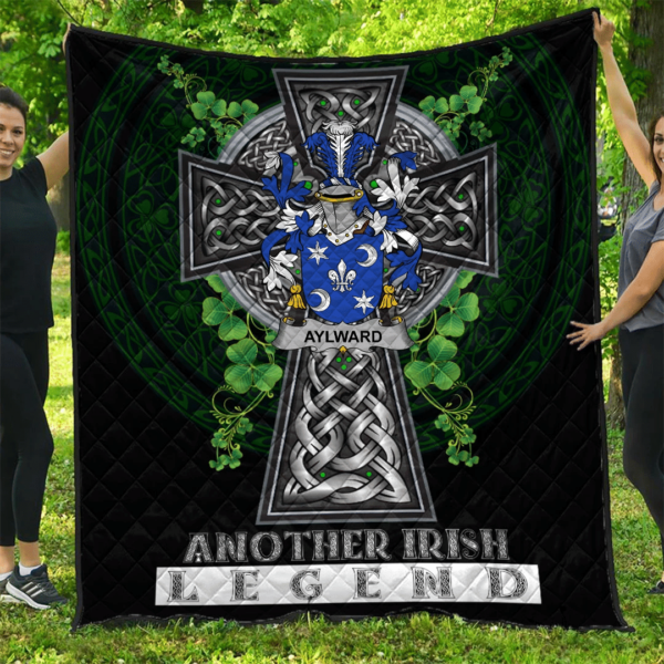 Aylward Irish Family Crest Premium Quilt - Irish Legend