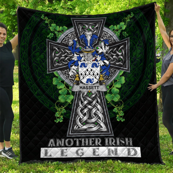 Hassett or Hasset Irish Family Crest Premium Quilt - Irish Legend