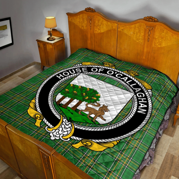 House Of O'Callaghan Irish Family Crest Premium Quilt - Irish National Tartan - Image 2