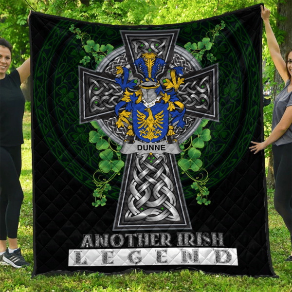 Dunne Irish Family Crest Premium Quilt - Irish Legend