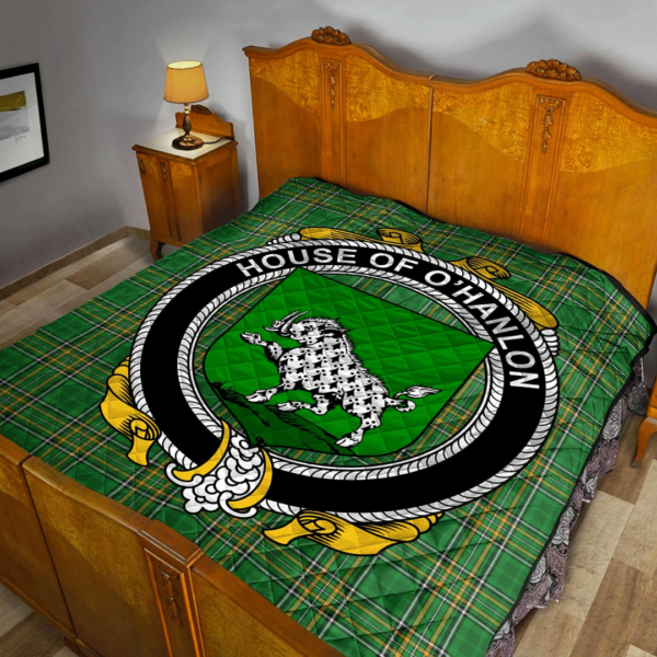 House Of O'Hanlon Irish Family Crest Premium Quilt - Irish National Tartan - Image 2