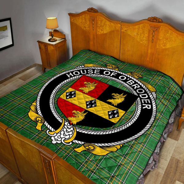 House Of O'Broder Irish Family Crest Premium Quilt - Irish National Tartan - Image 2