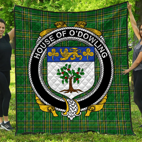 House Of O'Dowling Irish Family Crest Premium Quilt - Irish National Tartan