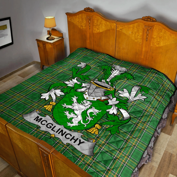 Mcglinchy Or Mcglinchey Irish Family Crest Premium Quilt - Irish National Tartan - Image 2