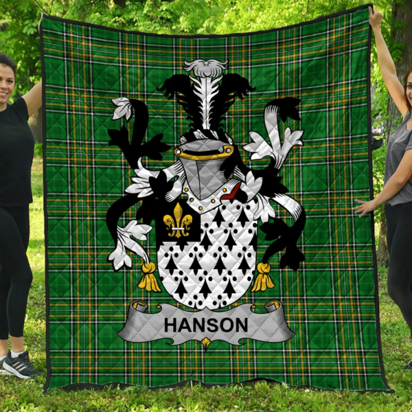 Hanson Or O'Hanson Irish Family Crest Premium Quilt - Irish National Tartan