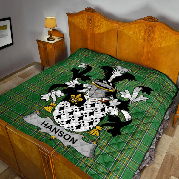 Hanson Or O'Hanson Irish Family Crest Premium Quilt - Irish National Tartan - Image 2