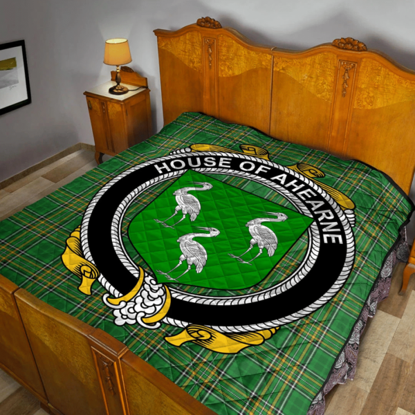 House Of Ahearne (Aherne) Irish Family Crest Premium Quilt - Irish National Tartan - Image 2