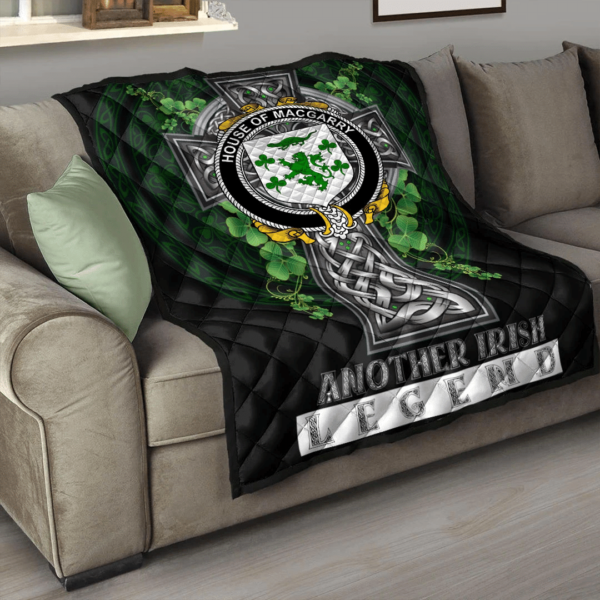 House of MACGARRY Irish Family Crest Premium Quilt - Irish Legend - Image 3