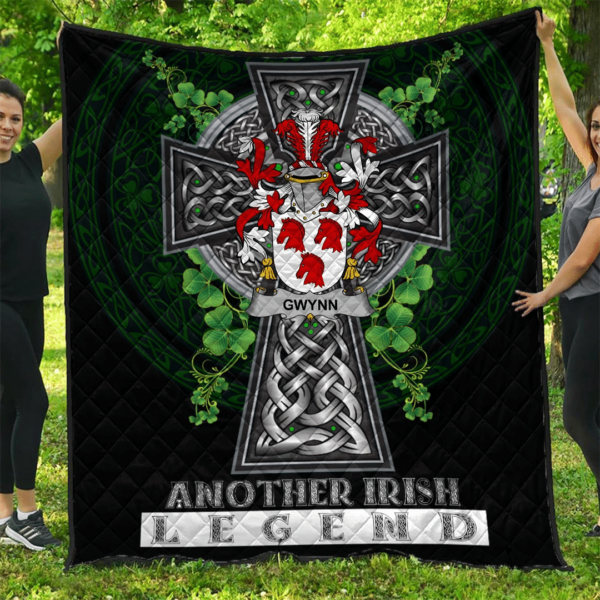 Gwynn Irish Family Crest Premium Quilt - Irish Legend