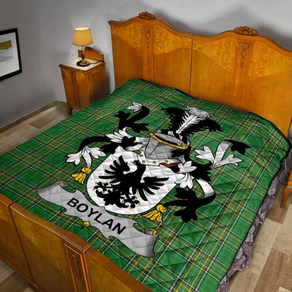 Boylan Or O'Boylan Irish Family Crest Premium Quilt - Irish National Tartan - Image 2