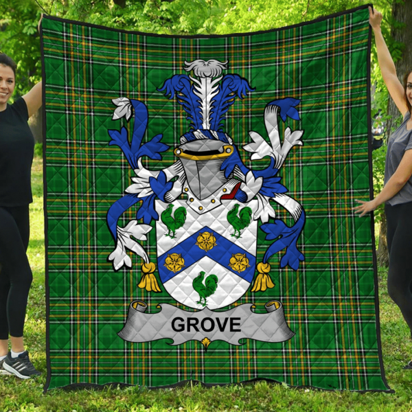 Grove Irish Family Crest Premium Quilt - Irish National Tartan