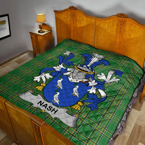 Nash Or Naish Irish Family Crest Premium Quilt - Irish National Tartan - Image 2