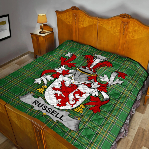 Russell Irish Family Crest Premium Quilt - Irish National Tartan - Image 2