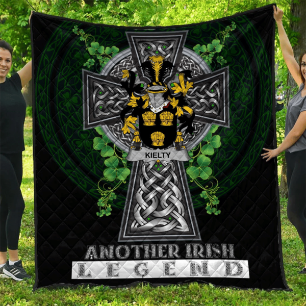 Kielty ot O'Quilty Irish Family Crest Premium Quilt - Irish Legend